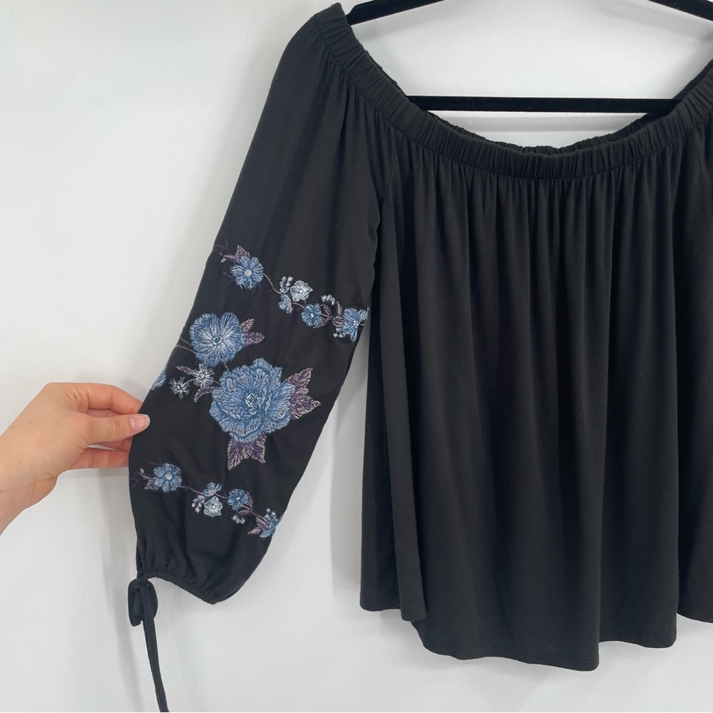 AEO Black Knit Off the Shoulder Top - Picture 5 of 12